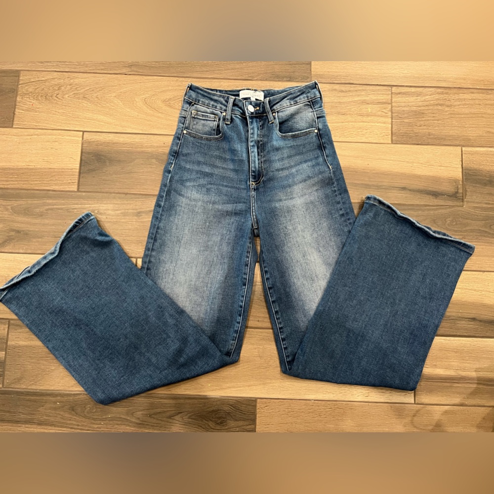 Risen Jeans size 5/27